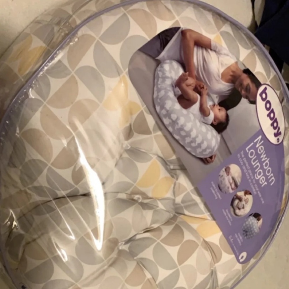 Baby lounger